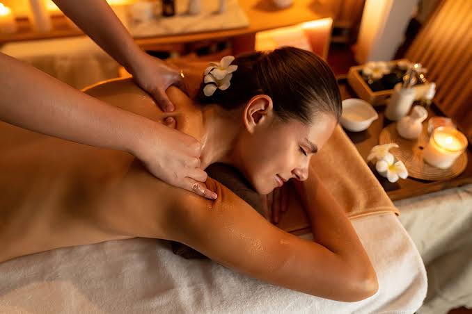 Therapeutic vs Deep Tissue Massage: Which is Right for You?