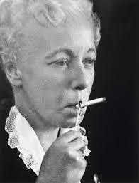 Karen Horney Psychoanalyst Spoke Of The Importance Of Sociocultural Factors In The Development Of Personality And The F Psychoanalyst Psychoanalysis Feminist
