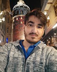 من اصدق ما قيل في الشعر (اولاد القحبة لا استثني منكم احدا )