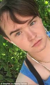 Warren Beatty calls transgender son Stephen his 'hero'