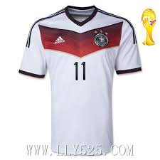 Muamba très marqué par le malaise d'eriksen. Lot Maillot Allemagne Coupe Du Monde 2014 Klose Domicile Avec Flocage Officiel Magasin De Maillot De Foot Lly 525 Com Football Trikot Sport Fussball Toni Kroos