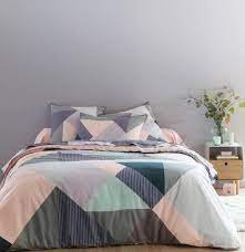 Françoise saget est une entreprise spécialisée dans la fabrication du linge de maison. Linge De Lit Origami E Pour La Vie Francoise Saget Home Bed Bedding Sets