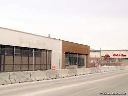 Pick 'n save, 4075 n. Shorewood Pick N Save Closing In May As Construction On New Metro Market Begins