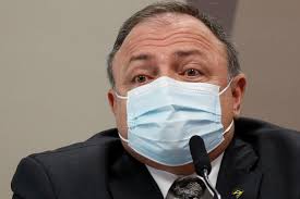 O senador omar aziz, presidente da cpi da pandemia garantiu hoje, em entrevista ao uol, que pazuello sairá de algemas do senado se mentir novamente na cpi. Squabbles And Accusations Inside Brazil S Covid Senate Inquiry Coronavirus Pandemic News Al Jazeera