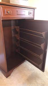 Shoe Cabinet B Auction Maxsold In 2020 Storage Auctions Shoe Cabinet Kingston Ontario