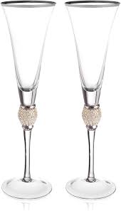 This italian made champagne flute set is made of high quality crystal with use of the true engraving technology. Amazon Com Trinkware Set Of 2 Champagne Flutes Rhinestone Diamond Studded Glasses With Silver Rim Long Stem 7oz 11 Inches Tall Elegant Glassware And Stemware Champagne Glasses
