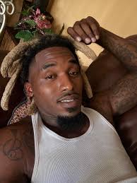 Someone photoshop our homegirl Jenny helping me at work.