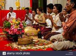 Buddhist Wedding Traditions Buddhist Wedding Traditions A Traditional Buddhist Wedding C Buddhist Wedding Buddhist Wedding Traditions Buddhist Wedding Ceremony