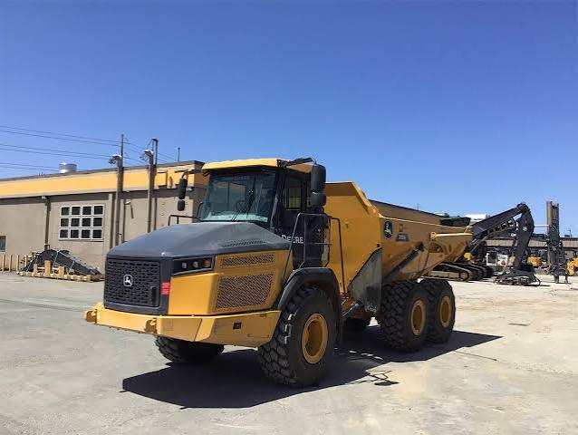 John Deere 310E Off-Highway Truck