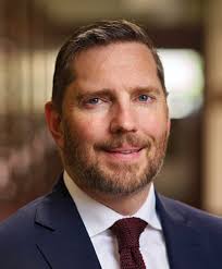 Welcoming a legal luminary