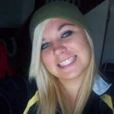 Randi Austin's Instagram, Twitter & Facebook