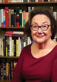 Kari Altman's Instagram, Twitter & Facebook