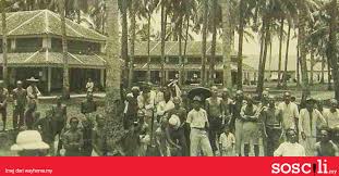 Memilih untuk melakukan malam pertama di rumah sendiri, itu berarti kamu harus siap dengan segala kebiasaan yang kerap dilakukan keluarga. Pulau Jerejak Kaya Dengan Sejarah Tapi Ada Kisah Hitam Disebaliknya Soscili
