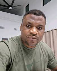 Sports_de_Combat Après Samuel Eto'o, Francis nganou nous présente son  projet en cours ✌️ 🤧 🇨🇲 un gymnase dédié à la formation des jeunes  camerounais dans les disciplines de combat à Douala. La