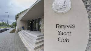 Jul 30, 2014 · a balatonfüredi yacht club a csütörtöktől vasárnapig rendezi meg a melges 24 és a 11m od osztályok hazai csúcseseményét, amely az utolsó két versenynapon kiegészül a limitless füred kupa osztályaival. Atadtak A Sokat Tamadott Balatonfenyvesi Kikotot Hajozas Hu