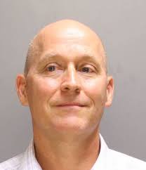 Chiropractor Thomas Miles, aka 'Dr. Tom', sentenced to prison for groping  patient