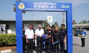 Hal ni penting sebab memandu tanpa. Bayar Saman Awas Elak Gagal Perbaharui Lesen Memandu Cukai Jalan