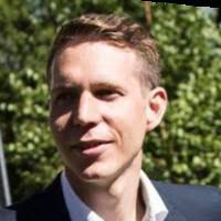 8 profiler som matchar ”Huke”