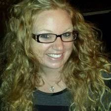 Leah Laing's Instagram, Twitter & Facebook