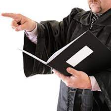 Das buch „befreiung vom inneren richter von byron brown kann dabei eine hilfe sein. Der Innere Richter Kritiker In Aktion Freiraum Institut Ch Volles Potenzial Entfalten Einzigartiges Intensiv Coaching Training