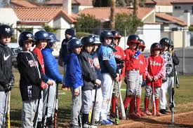 Find baseball tips for coaches & players find baseball tips for coaches & players, drills for hitting, fielding & baserunning for practice and games. Christmas Camp