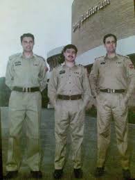 Pin By Hk Sarang On My Hero In 2020 Pakistan Army Pakistan Armed Forces Armed Forces