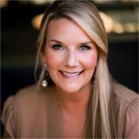 Tami Dickson's Instagram, Twitter & Facebook