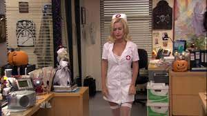 Naked Angela Kinsey in The Office (US) < ANCENSORED