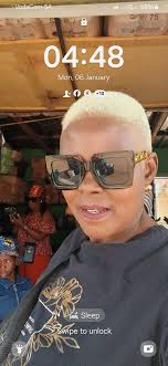 55 originally from London now in Manchester looking to make friends all ova 