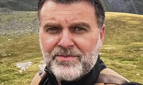 Photographer's drift to Ireland: The full story behind Chris Ellery's  ordeal