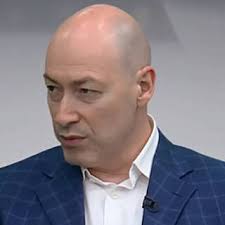 4 february 1962) is a scottish actor and novelist, best known for playing gregory the 1981 film gregory's girl.there was a gordon sinclair already registered with equity, so he took john gordon sinclair as his professional name. Gordon Raskryl Vozmozhnuyu Prichinu Uhoda Pugachevoj Ot Kirkorova K Galkinu Internet Internet I Smi Lenta Ru