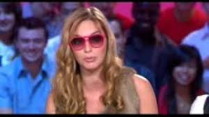 L'occasion pour l'humoriste de retrouver la miss météo du grand journal avec qui il entretient, vraisemblablement, une relation plus qu'amicale. Doria Tillier Tacle Nicolas Bedos Chere Miss Meteo Du Grand Journal Je T Aime Le Plus