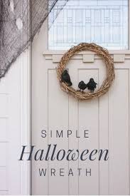 Halloween Wreath Diy When You Don T Feel Like Decorating At All Diy Wreath Scary Halloween Decorations Easy Halloween