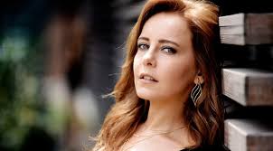 Abdul hamid), named the last emperor in english, is a turkish historical drama series starring bülent i̇nal and özlem conker depicting historical events set during the reign of the 34th ottoman sultan, abdul hamid ii. Payitaht Abdulhamid Kadrosunda Vildan Atasever Surprizi