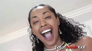 Deep Throat Queen Donna Red: Blowjob Blowjob Porn by FapHouse