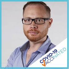 Peter Slezak's Instagram, Twitter & Facebook