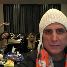 Mike has most notably worked alongside scarface of the geto boys, 2pac aka: Madonnatribe On Twitter Regram From Music Producer Mike Dean So Cold In The Studio M14 Madonna Instagram