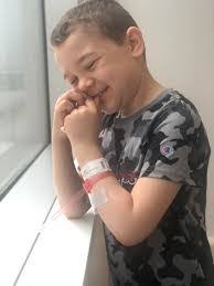 Tabatha Ballard's Instagram, Twitter & Facebook