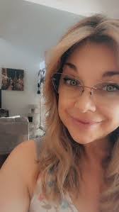 Nancy Cullen's Instagram, Twitter & Facebook