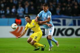 Mff.se är malmö ff:s officiella webbplats. Cesar Azpilicueta Of Chelsea And Markus Rosenberg Of Malmo Ff During Cesar Azpilicueta Malmo Europa League
