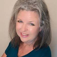 JLL's Latino Empowerment Resource Network has created the LERN Limelight  program to recognize and celebrate the accomplishments of our members.