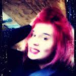 Jane Gunsher's Instagram, Twitter & Facebook