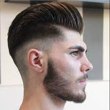 Potongan rambut pria undercut dengan faux hawk; 50 Model Rambut Pria Terbaru Yang Paling Trend Dan Disukai Cewek Balubu