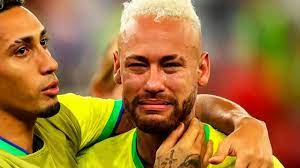 El llanto de Neymar que nos hizo llorar a todos, tras quedar fuera del  Mundial - YouTube