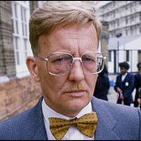 Mr Bronson (@RealMrBronson)