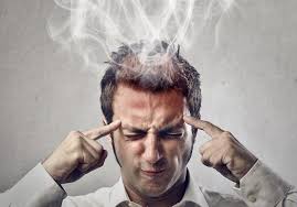 Gutachten: Schulleiter arbeiten so viel, dass es gegen das Grundgesetz  verstößt (und nicht nur die, meint der Philologenverband)