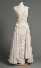 Evening Dress By Bob Bugnand 1957 Vintage Dresses Vintage Evening Gowns Beautiful Dresses