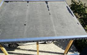 Detail Epdm Folie Carport In Larche Mit Holzdach In Fichte Carport Wasserleitblech Epdm Schindelblende Carport Aus Aluminium Carport Moderne Architektur