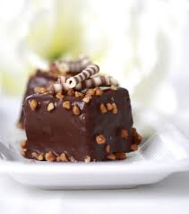 A Noel En Dessert On Passe Forcement Par La Case Buche Enfin Presque Voici Des Idees De Desserts Fes Recette Dessert Alimentation