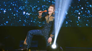 Jam hsiao is a taiwanese vocalist musician and entertainer. Toggle Before Finishing The Successful Concert At The Hong Kong Coliseum Jam Hsiao Helped A Fan To Propose To His Girlfriend When Asked If Jam Would Propose